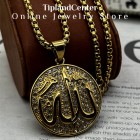 گردنبند الله نگین‌دار با خط نستعلیق زیبا، استیل آبکاری طلای ۱۸ عیار براق، نگین‌های زیرکونیا درخشان