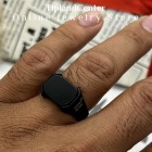 انگشتر مونت بلان تمام مشکی با صفحه مستطیل شکل و نگین اونیکس مشکی اصل